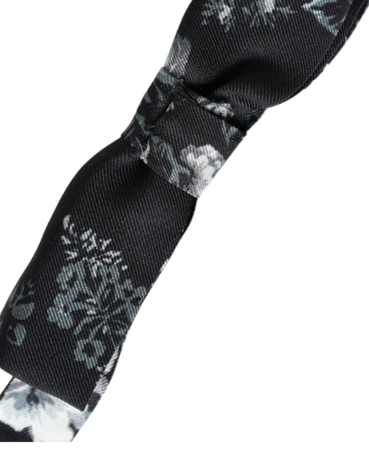 Dolce & Gabbana musta kukka silkki säädettävä kaula miesten rusetti